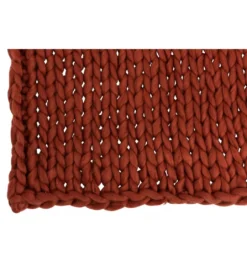 Koc pled Knitted 140 cm x 154 cm w odcieniach czerwonego*J-Line Best