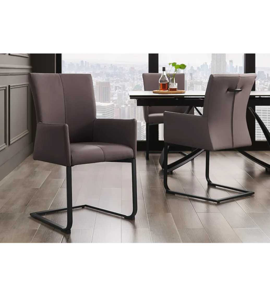 Krzesło SAMSON z podłokietnikami skóra naturalna w kolorze taupe*Invicta Interior Outlet