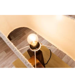 Lampa stołowa LOVERS 60 cm drewno deszczowe boucle*Invicta Interior